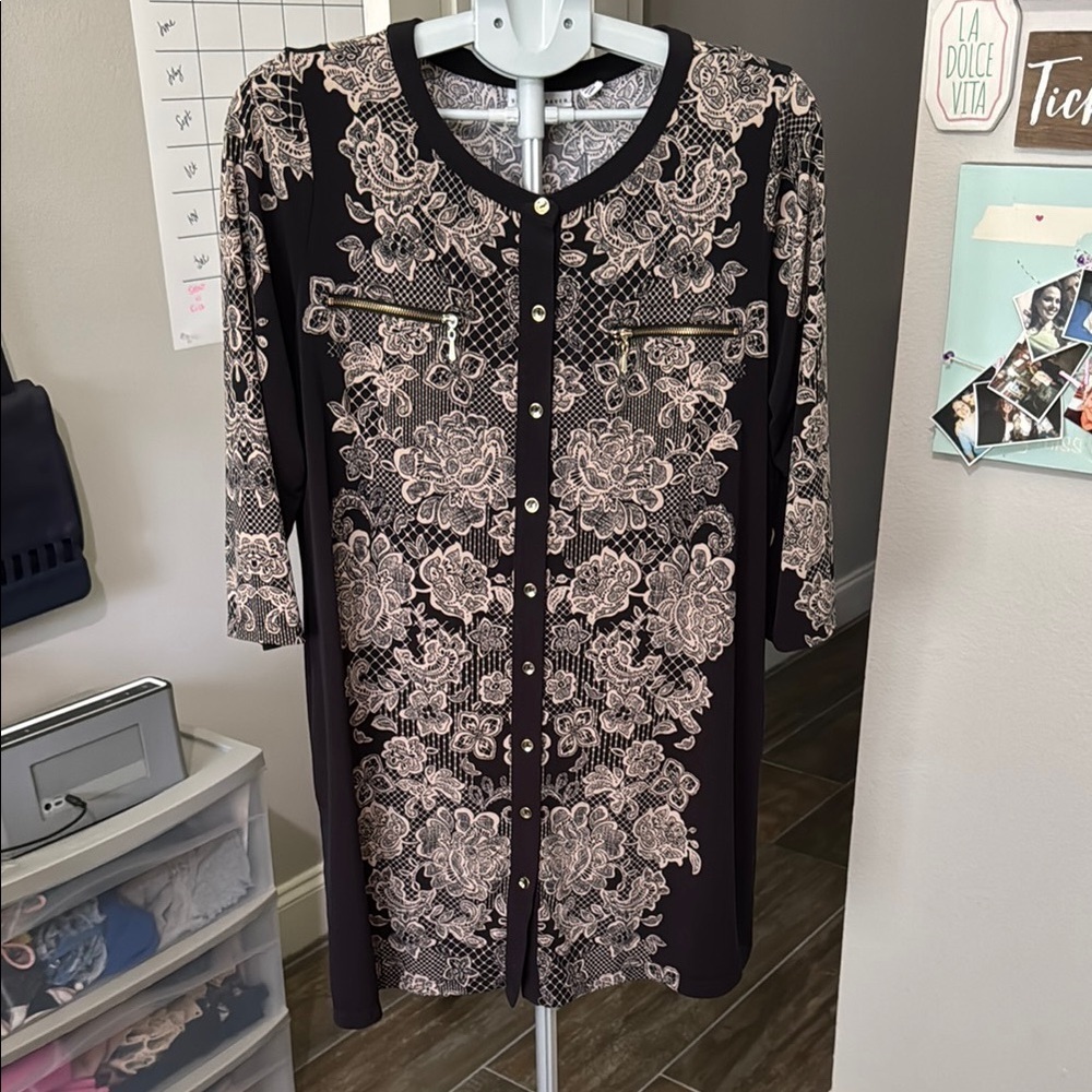 Susan Graver Black and Cream Lace Pattern Dress/ Tunic